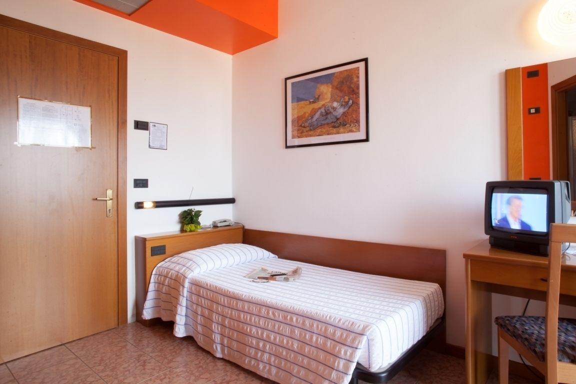 Hotel Pace Torri Del Benaco Εξωτερικό φωτογραφία