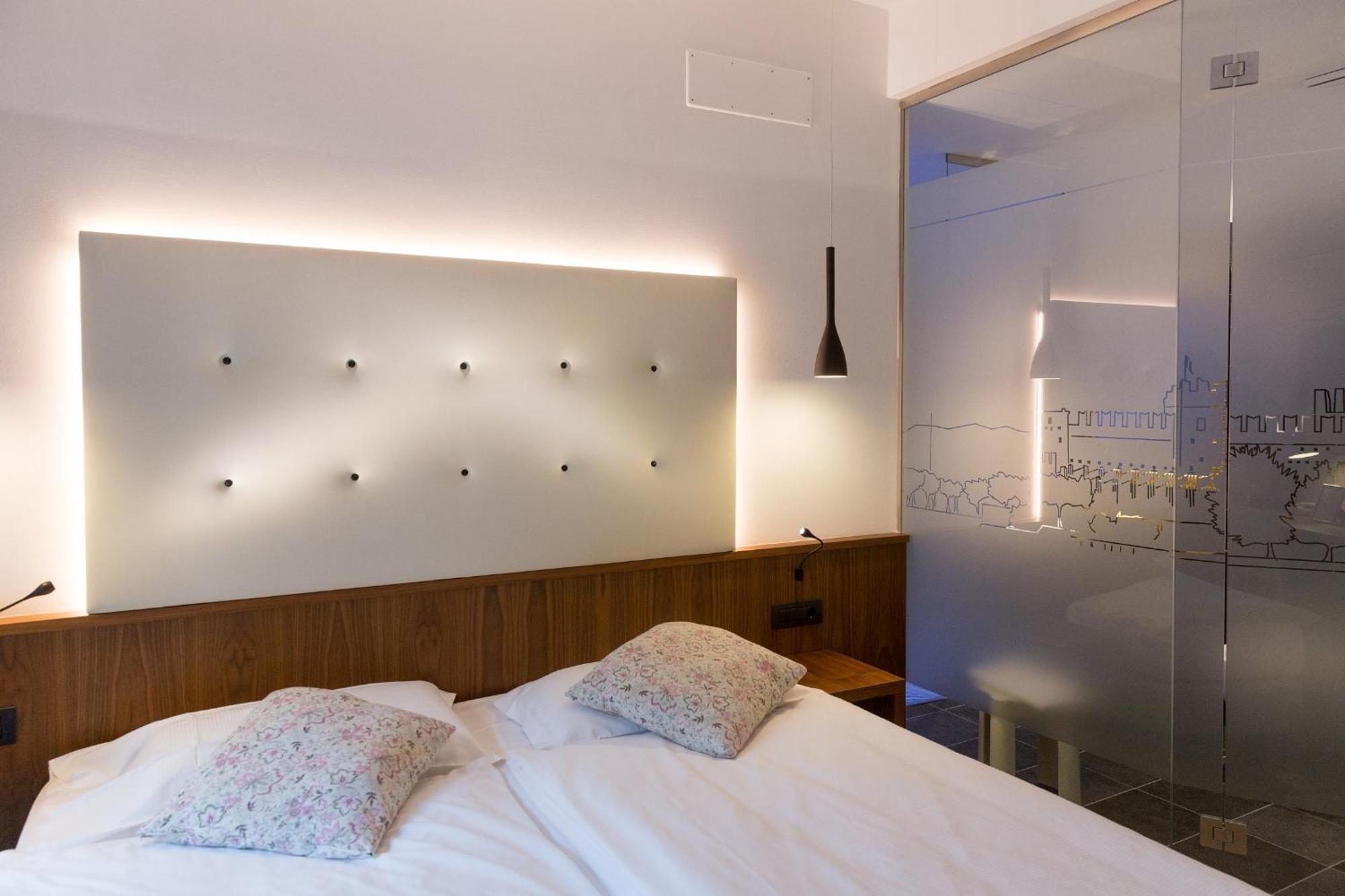 Hotel Pace Torri Del Benaco Εξωτερικό φωτογραφία